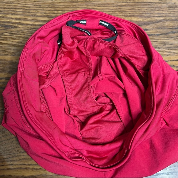 Nike Women's Eclipse 3" Running Shorts in Crimson or Chile red size Large - Picture 5 of 9